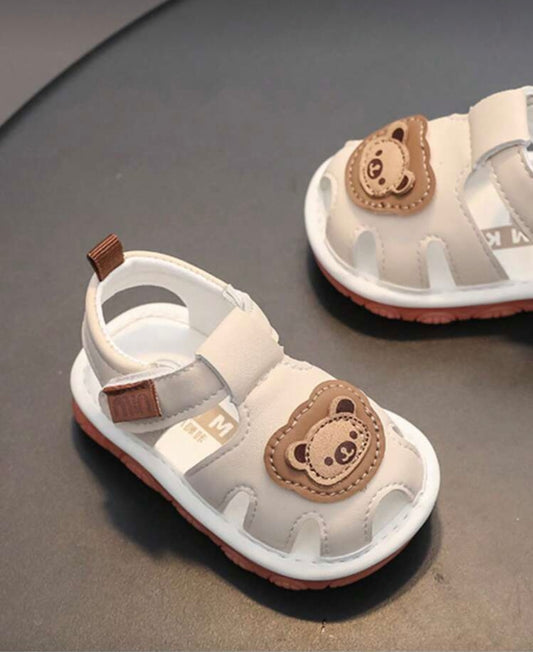 Brown bear pre-walking sandals